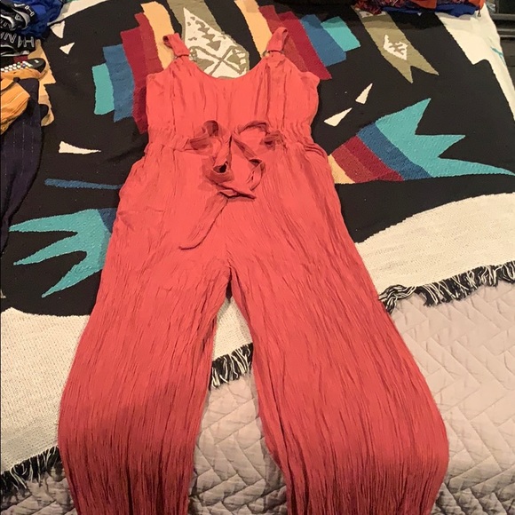 Crinkle pink jumpsuit - Picture 3 of 8